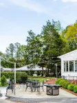 The Virginia Cliffe Inn Hotels in Glen Allen