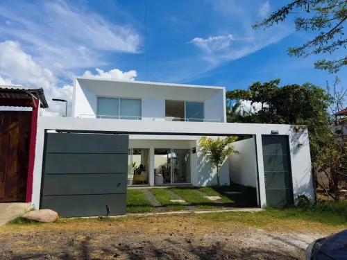 Casa NUA - Lovely private coastal retreat in the Heart of SurfCity, El Salvador