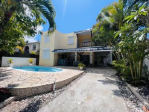 Salty Chateau: Private Exquisite Mauritian Getaway