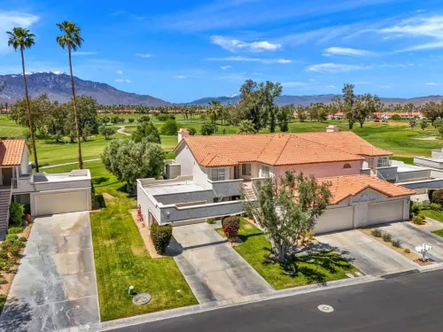 Fairway-view 3 Bedroom Condo in Palm Desert