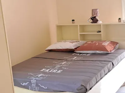 Country house with sea view. Here you'll find peace and quiet Hotels near Anse Salee