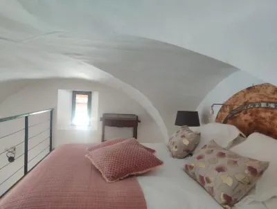 Charme et Authenticité Dans une Ferme Отели рядом с достопримечательностью «Лурмарен»