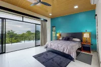 New 3BR Home with Amazing Sunset View in Quepos