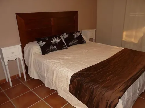 Rural apartment La Noguera for 5 people Hotels in Sierra de Gata