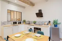 Charming T2 Apartment with Terrace in Mâcon - Near Train Station