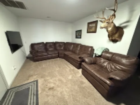 Enjoyable 2-bedroom condo with AC / Heat in charming Downtown Beaver Hotels in Beaver