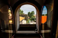 Prestigious 70sqm near Milan/Rho fiera/Airport Hotels in Legnano