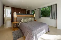 Luxury 5 Bedroom Staffed & Serviced Villa on Beachfront Community of Cap Bonita