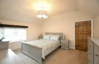 Beautiful Cottage in Kings Bromley Hotels in Lichfield District