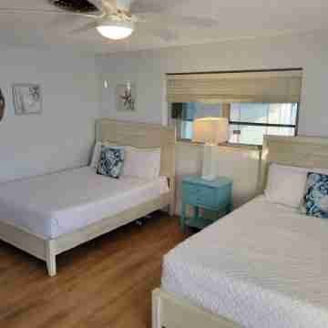 Waterfront 2BR w/ Dock, Hot Tub & Easy Ocean Access – Boaters Welcome! Rooms