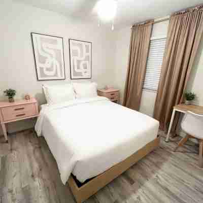 Boho-Inspired Retreat • Close to Downtown & Ybor Rooms