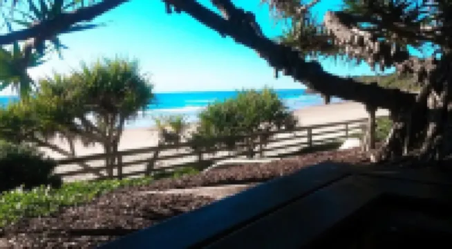 Mountain Views beside the Seaside.