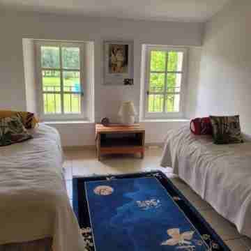 Mas Provençal Aux Portes de L'isle sur la Sorgue Rooms