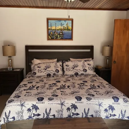 Delightful centrally located Simpson Bay Yacht Club condo.
