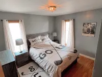 Charming 4-bedroom house located on Deer Run Golf Course. Perfect location!!!! Hoteles en Brillion