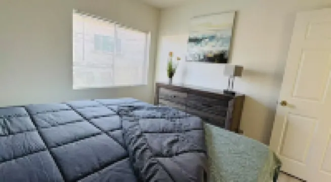 10 minutes to beach from 754A 9th St, All Inclusive Coastal Town of San Pedro CA