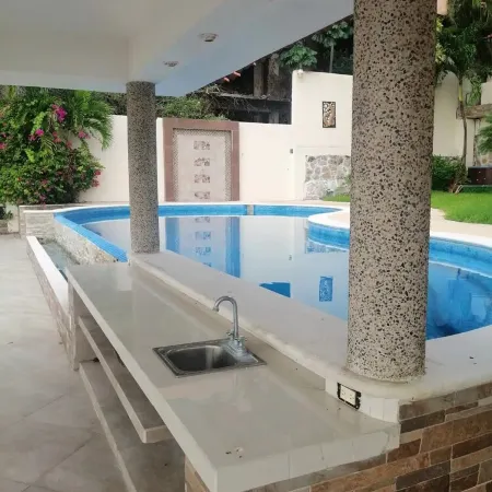 Escape to Paradise: Stunning Acapulco Retreat on VRBO Awaits Your Arrival