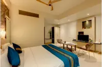 Hotel Orient Crown, Kolhapur