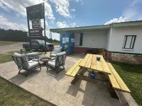 Deluxe 1-Bedroom Double Room in Roadside Motel Copperhill