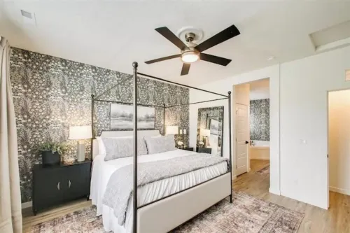 Gym. Kid Friendly. Adults Retreat. Bedroom TV's Pullout Couch. Private. Spa Tub.