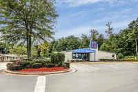 Motel 6 Union City, GA - Atlanta Airport Hotels in Union City