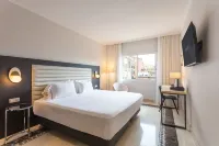 埃克塞斯水晶宮酒店