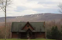 Stunning Catskills Cabin Getaway, facing BelleAyre
