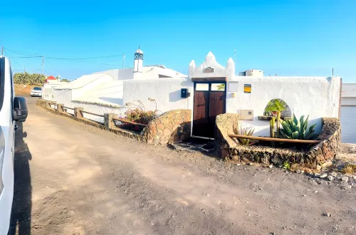 Villa Medinilla with private Pool in Conil Hotels in Conil