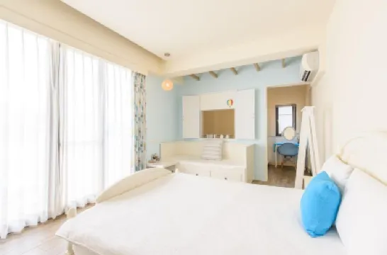 Rainbow Field House Hotels near SL22 Steam Locomotive of Jiji Train Station