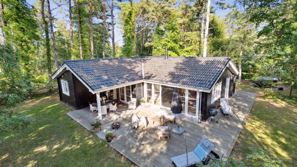 "Anar" - 900m from the Sea