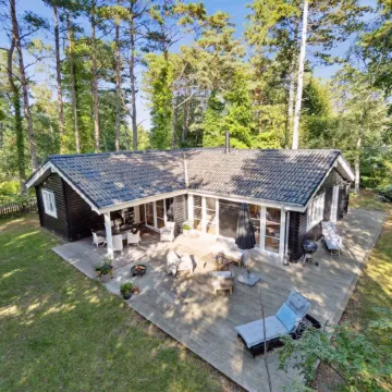 "Anar" - 900m from the Sea