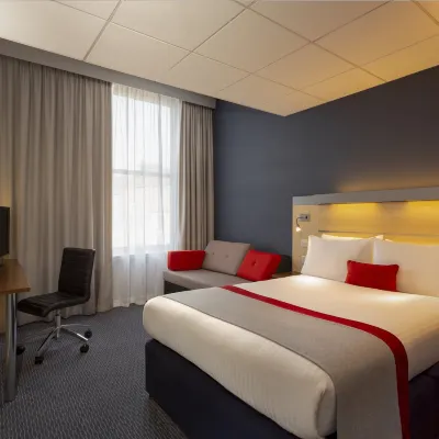 Holiday Inn Express EDINBURGH CITY CENTRE by IHG โรงแรมใกล้ปราสาทเครกมิลล่าร์