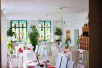 Ratskeller Hotel & Restaurant Lindow - Breakfast