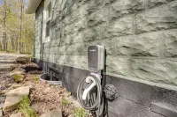 Mid-Century Modern Fayetteville Home Close to Town - 3-Star