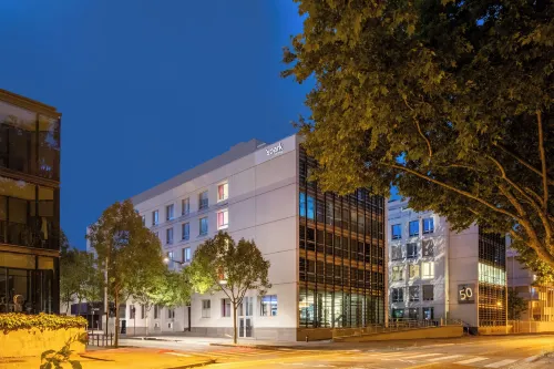 Spark by Hilton Lyon Ouest Hotels in Saint-Cyr-au-Mont-dOr