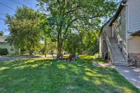 'Blue Haven' Watertown Retreat by Crow River! - parking