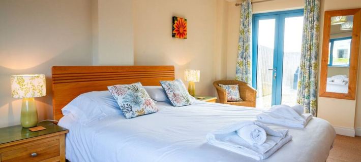 Bay Retreat in Bude With 5 Bedrooms and 4 Bathrooms Hotels in Б’юд