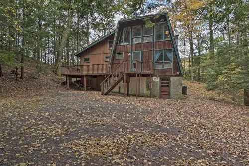 Lakefront Berkshires Retreat w/ Deck, Dock & Boat!