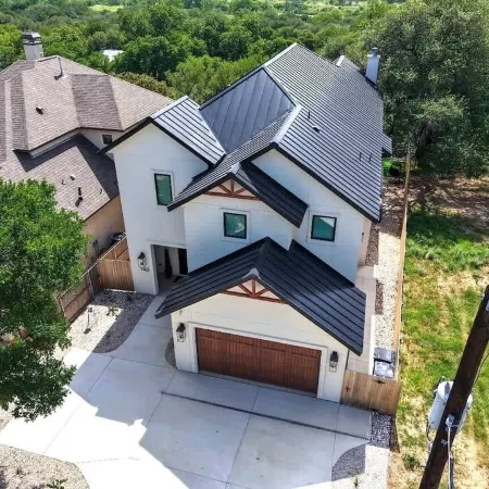 River Front Putting Green King Beds Gruene Retreat