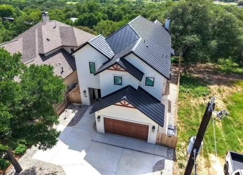 River Front Putting Green King Beds Gruene Retreat