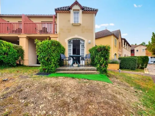 3 room house for 6 people - Prestige