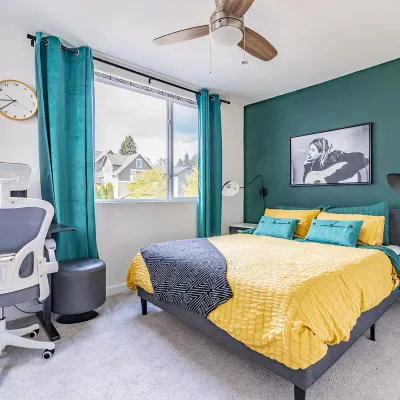 3BR | Rooftop, Family | West Seattle | Sophari Hotels near West Seattle