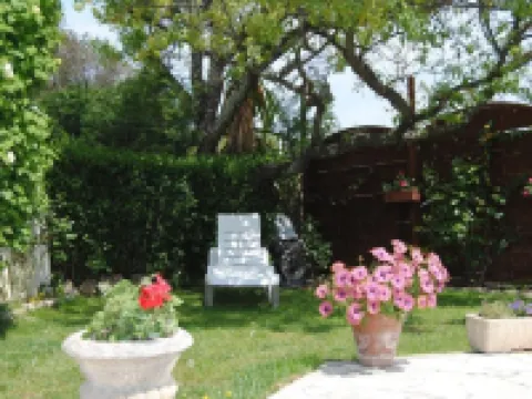 Villa in Bagnols with Pool & Near Nature Parks Hotels in Bagnols-en-Foret