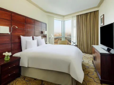 Mövenpick Hotel & Residence Hajar Tower Makkah Отели рядом с достопримечательностью «Grand Mosque»