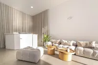 Metropolitan Living by HOUSY