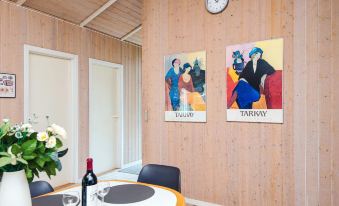 Idyllic Retreat with Whirlpool-by Traum