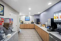 Microtel Inn & Suites by Wyndham Greensboro - breakfast