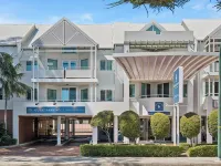 Broadwater Resort Como Hotels near Como