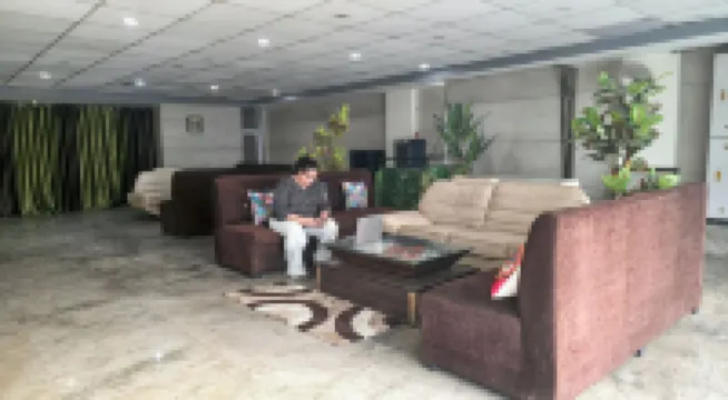 靠近亞索布米會議中心的HomeAste 001酒店