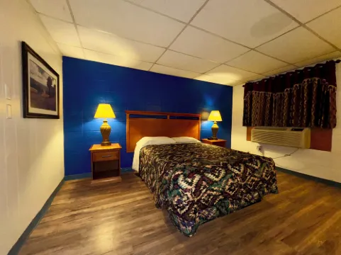 Capital O Budget Inn Ontario I-84